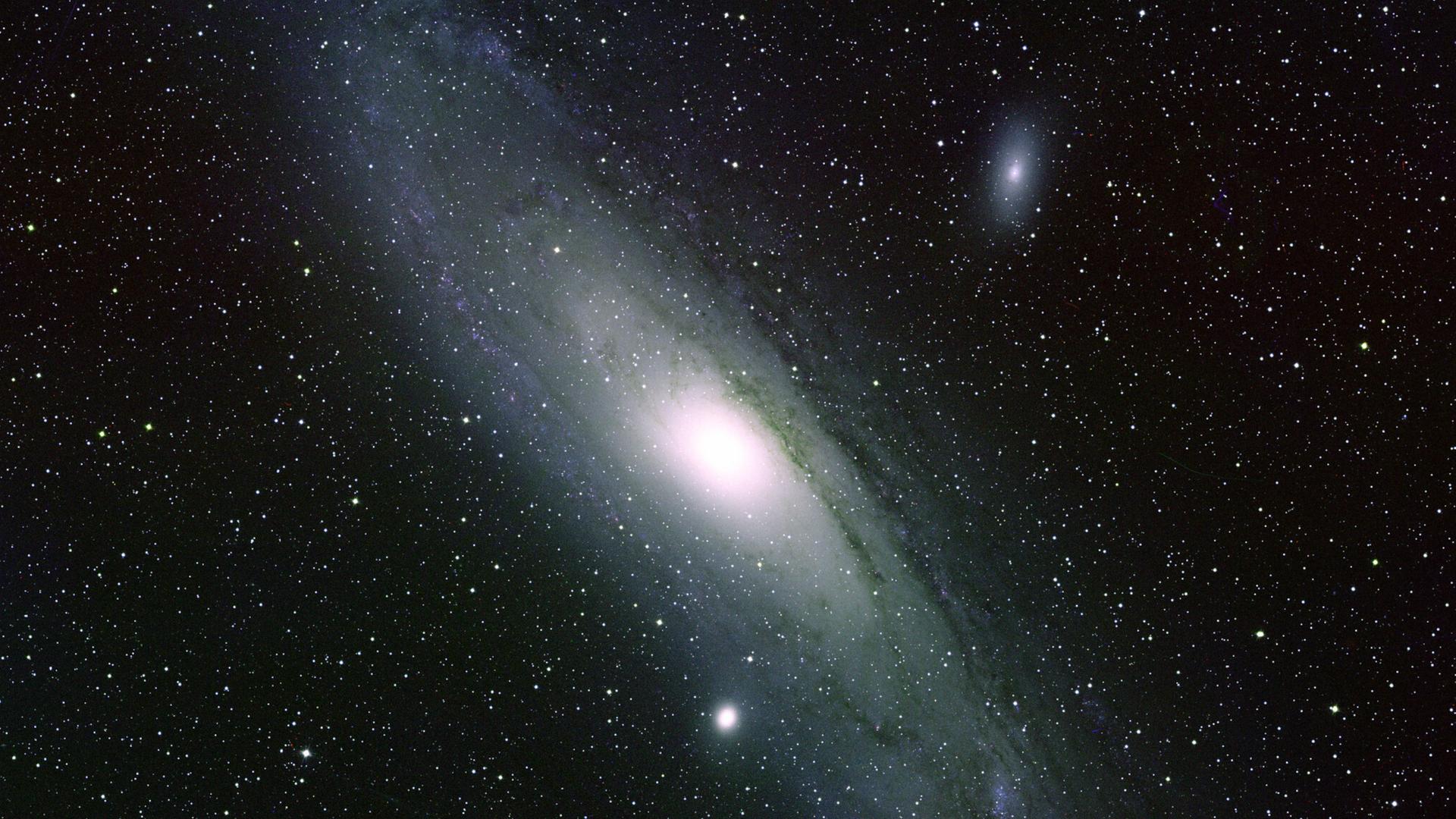 Blick auf eine Galaxie im Weltall.