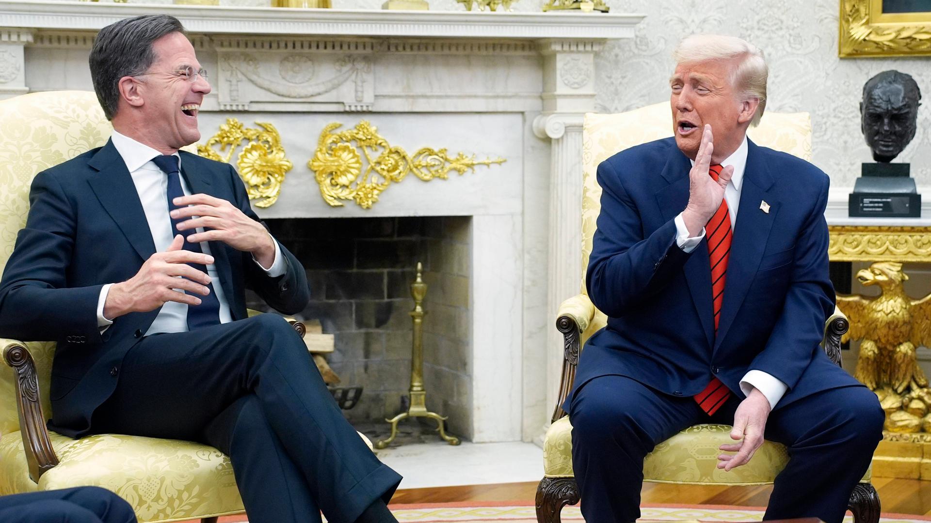 US-Präsident Donald Trump während seines Treffens mit NATO-Generalsekretär Mark Rutte im Weißen Haus Mitte März.
US-Präsident Donald Trump während seines Treffens mit NATO-Generalsekretär Mark Rutte im Weißen Haus Mitte März.